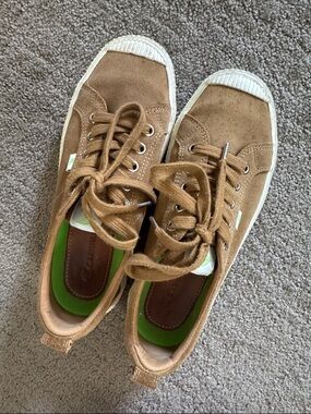 Cariuma womens Suede Sneakers in Tan with White Toe